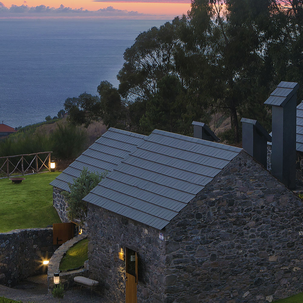 Palheiros do Serrado